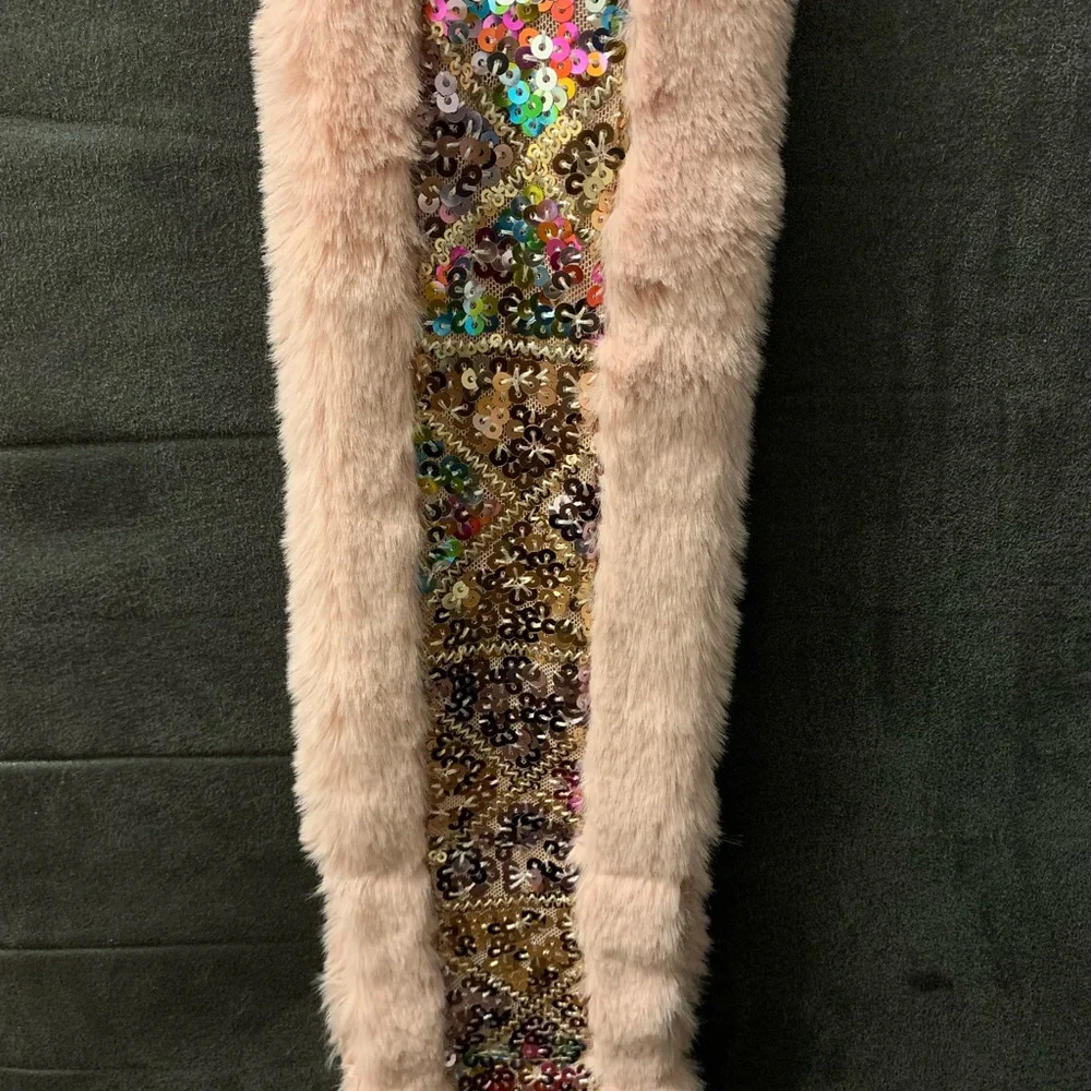NWOT Girls Hat and Scarf Set - Picture 6 of 7